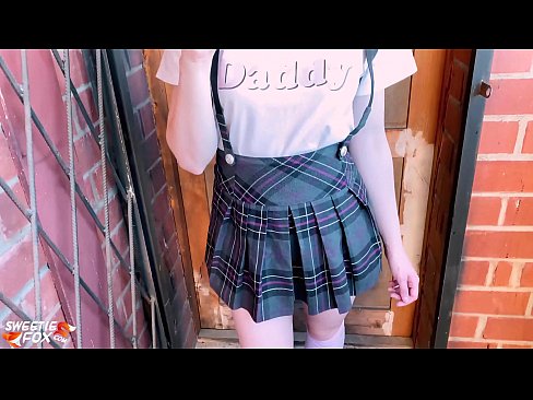 ❤️ Schoolgirl Sucks nws dick tob thiab fucks es tsis txhob ntawm chav kawm. ❤️❌  Porn video  ntawm peb  ❌ Ib