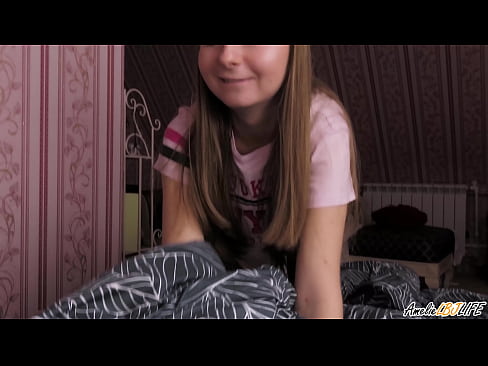 ❤️ Blondie nqus nws BFF qhov tob thiab tau Cum hauv nws lub qhov ncauj ❤️❌  Porn video  ntawm peb  ❌ Ib