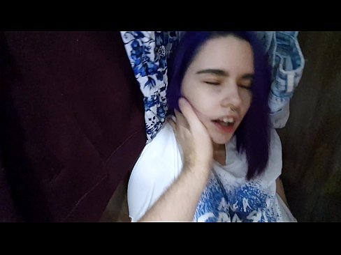❤️ Pom kuv tus ntxhais hauv lub txee dai khaub ncaws thiab pab nws cum ❤️❌  Porn video  ntawm peb  ❌ Ib